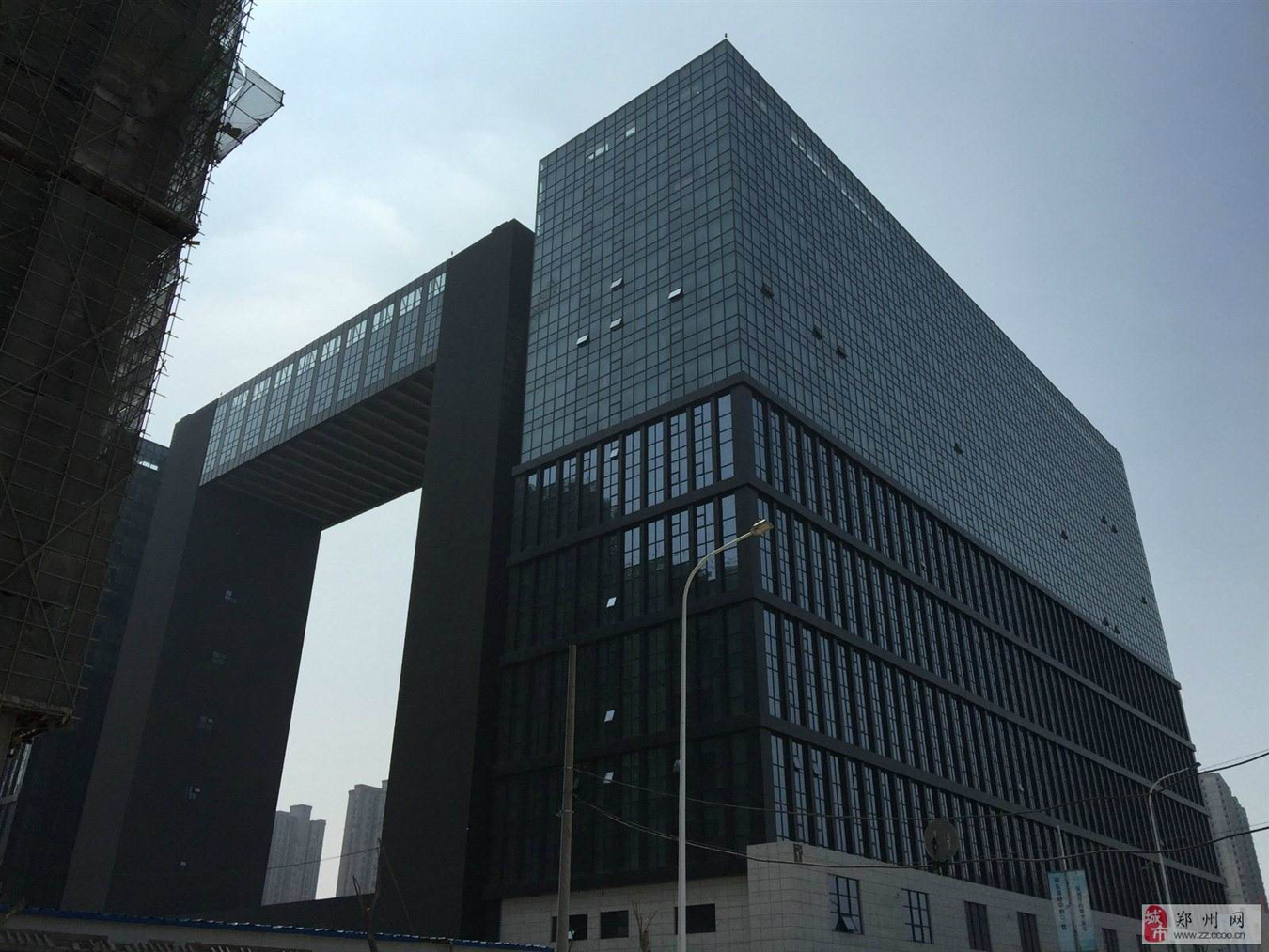 郑东商业中心B区.jpg