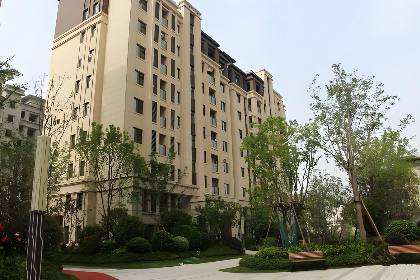 20、万丰铂金悦府-2024年-许.jpg